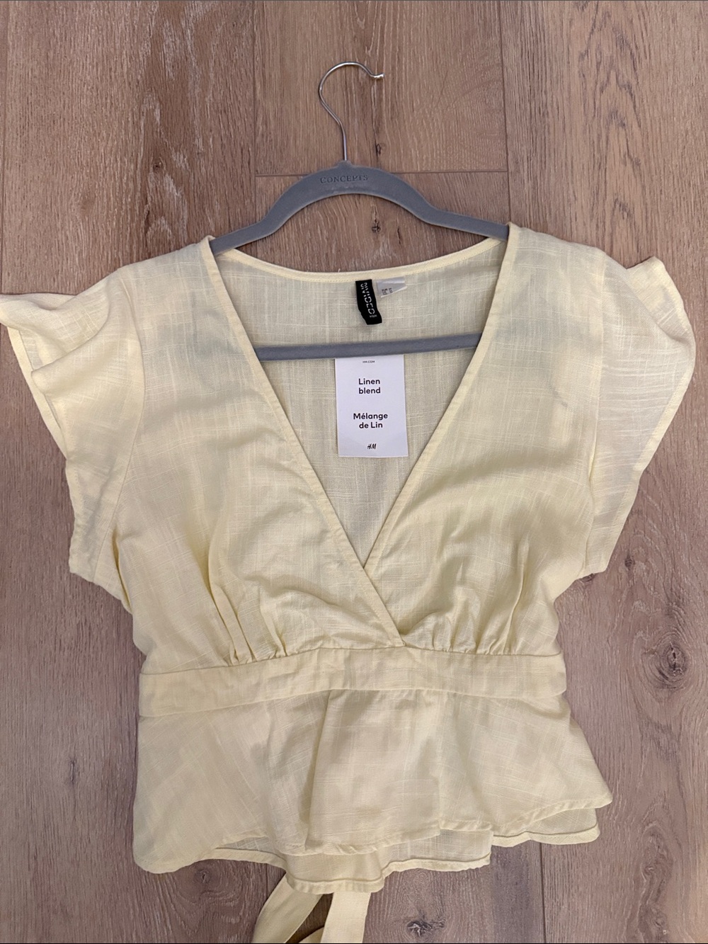 H&M Butter Yellow V-Neck Peplum Top